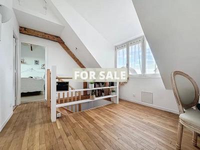 Detached House with Garden by the Coast