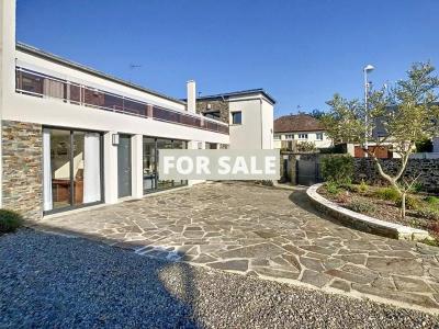 Contemporary Detached House by the Coast