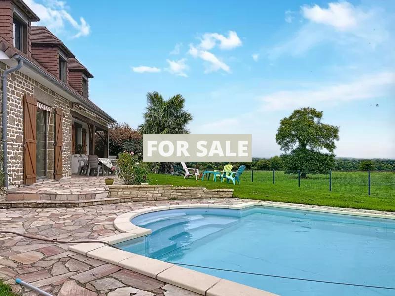 Coastal Detached Villa with Swimming Pool