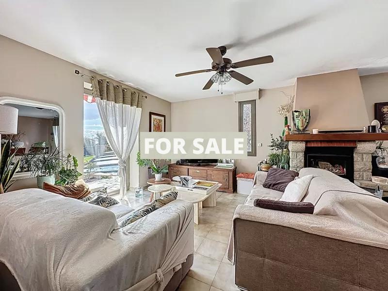 Coastal Detached Villa with Swimming Pool