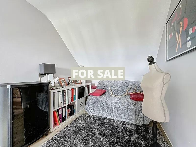 Coastal Detached Villa with Swimming Pool