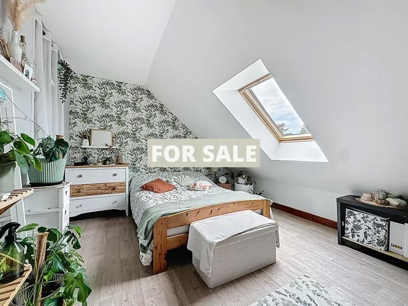 Coastal Detached Villa with Swimming Pool