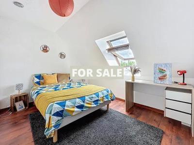 Detached Coastal House with Landscaped Garden