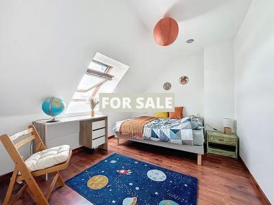 Detached Coastal House with Landscaped Garden