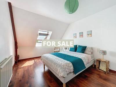 Detached Coastal House with Landscaped Garden