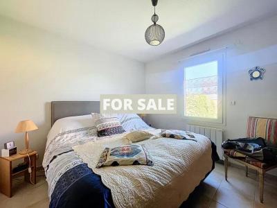 Modern House with Garden in Coastal Town