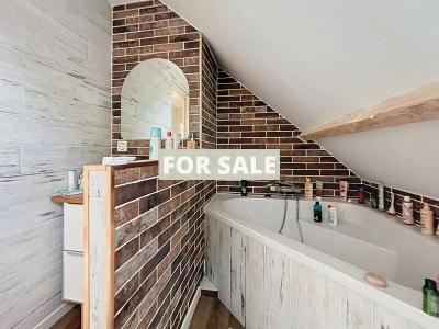 Immaculate Contemporary Detached House