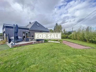 Immaculate Contemporary Detached House