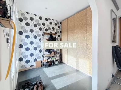 Immaculate Contemporary Detached House