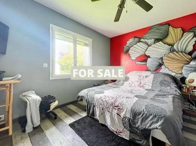 Immaculate Contemporary Detached House