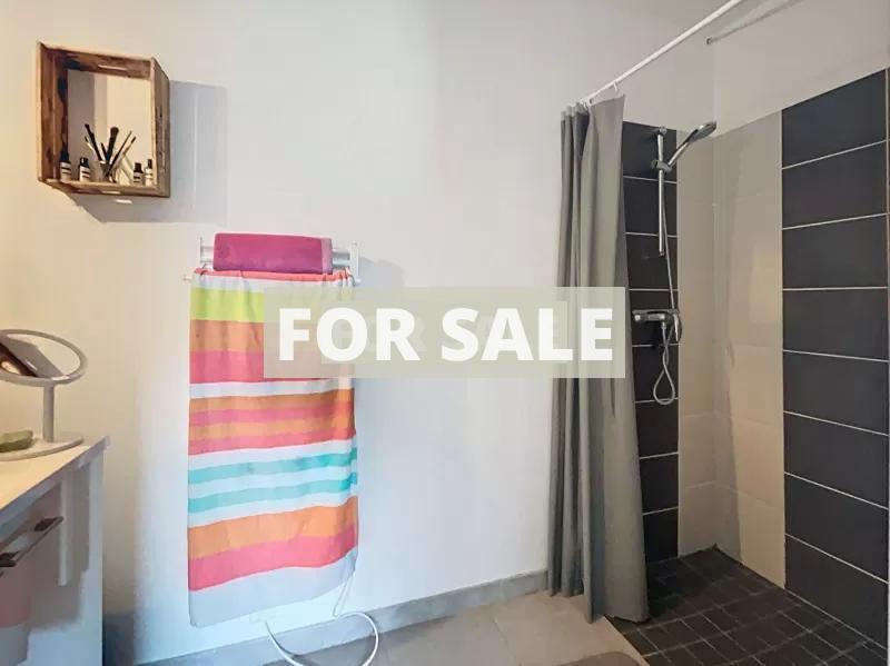 Detached House with Garden by the Coast