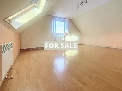 Coastal House in Great Location