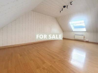 Coastal House in Great Location