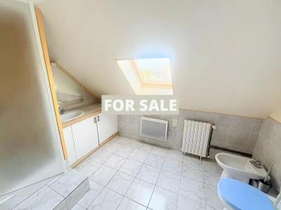 Coastal House in Great Location