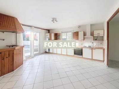 Coastal House in Great Location