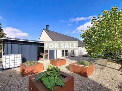 Detached Country House with Lovely Garden