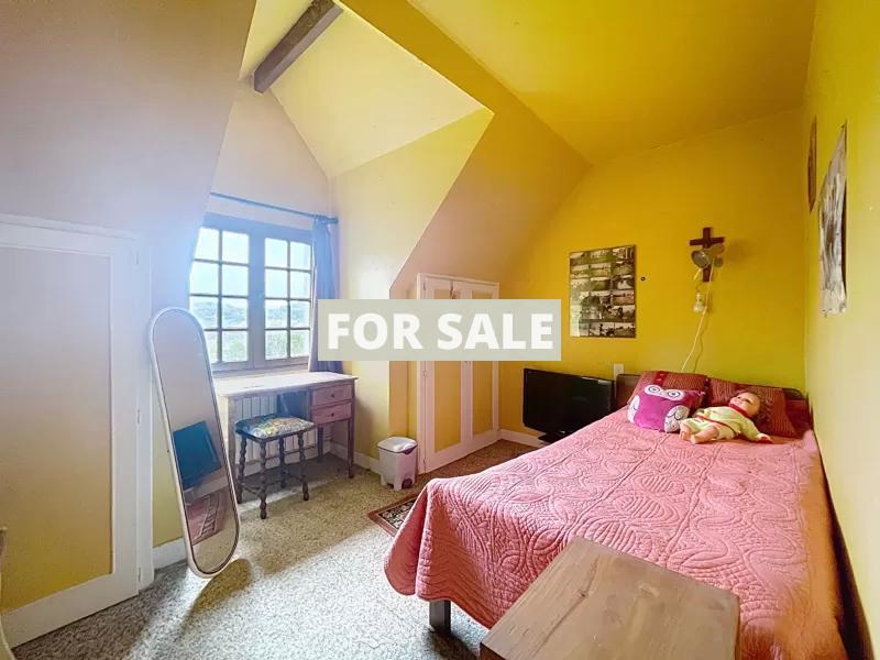 Detached Country House with Outbuilding