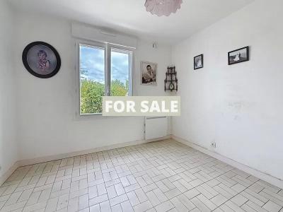 Detached House with Large Garden By The Coast