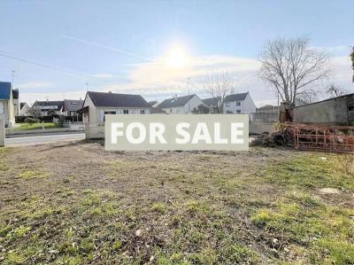 Detached House to Renovate on Building Plot