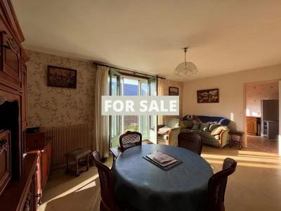 Detached House with Garden by the Coast