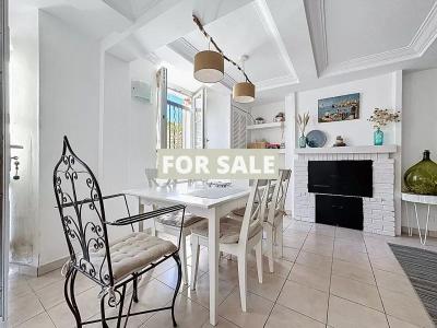 Lovely House in Coastal Location