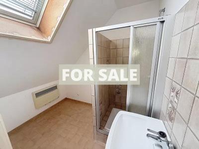 Detached House with Garden by the Coast