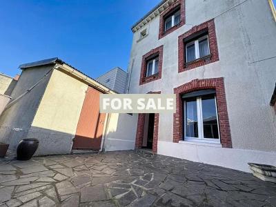 Town House in Coastal Resort