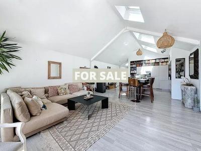 Upmarket House in Coastal Resort