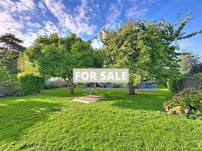 Detached House with Character and Lovely Garden