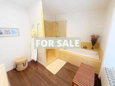 Town House in Coastal Resort Location