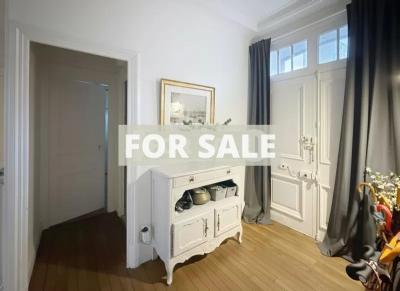 Town House in Coastal Resort Location