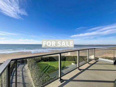 Sea Front Apartment with Open Sea Views