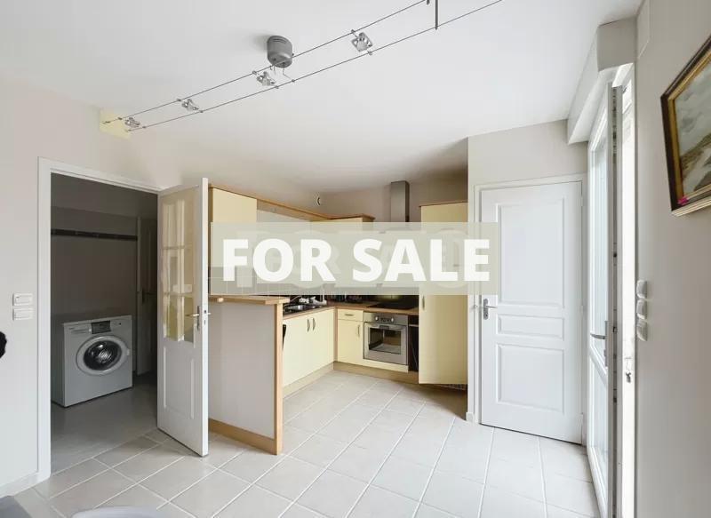 Sea Front Apartment with Open Sea Views