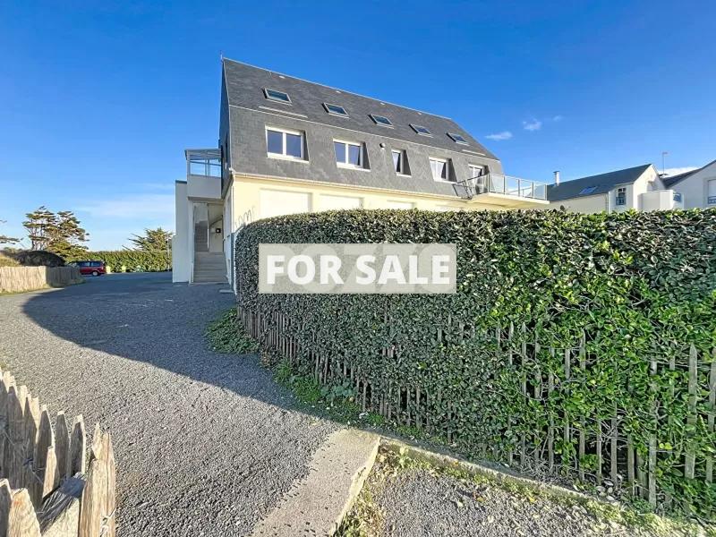 Sea Front Apartment with Open Sea Views