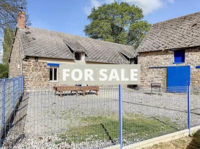 Detached Country House with Outbuilding