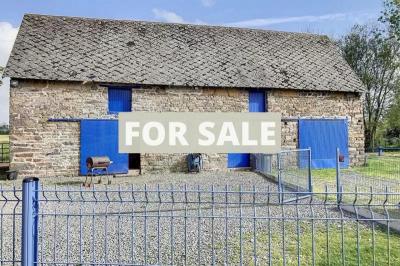 Detached Country House with Outbuilding