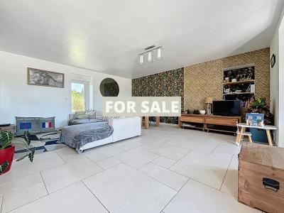 Detached Country House with Outbuilding and Open Views