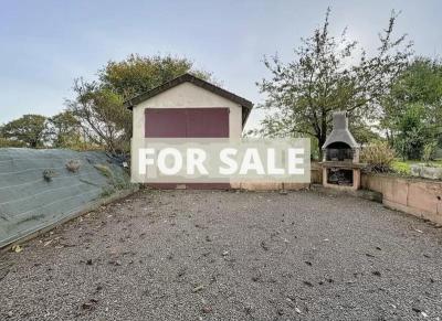 Detached House with Garden close to the Coast