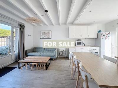 House 300m from the Beach