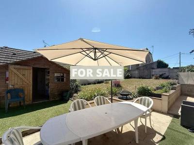 Detached Country House with Swimming Pool