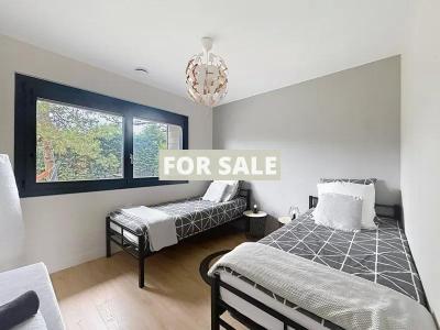 Detached Coastal House with Landscaped Garden