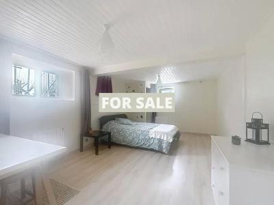 Beautiful Detached House by the Coast