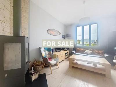 Beautiful Detached House by the Coast