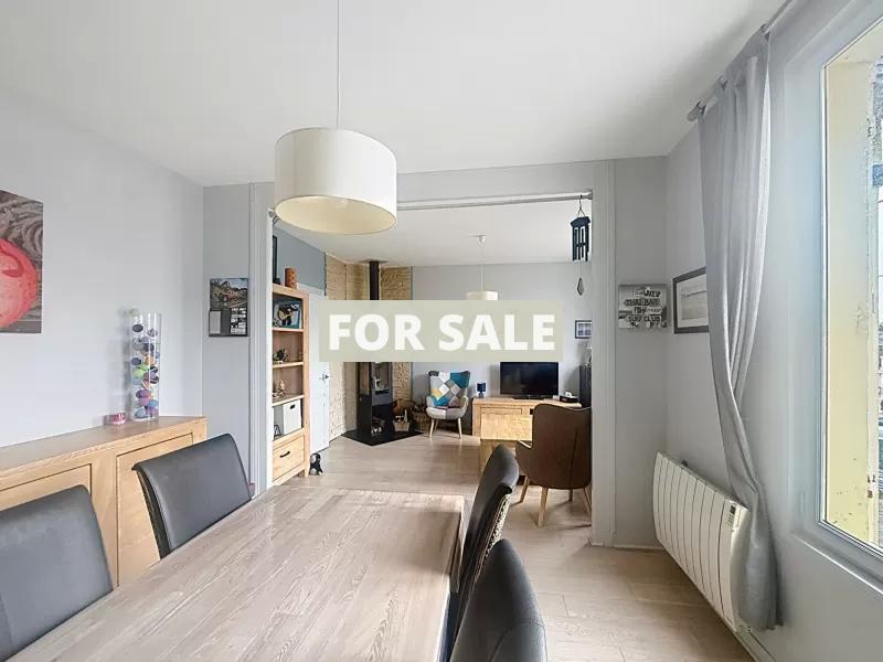 Beautiful Detached House by the Coast