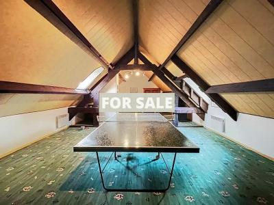 Detached House with Garden by the Coast