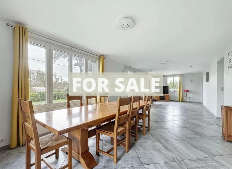 Detached Country House Close to the Coast