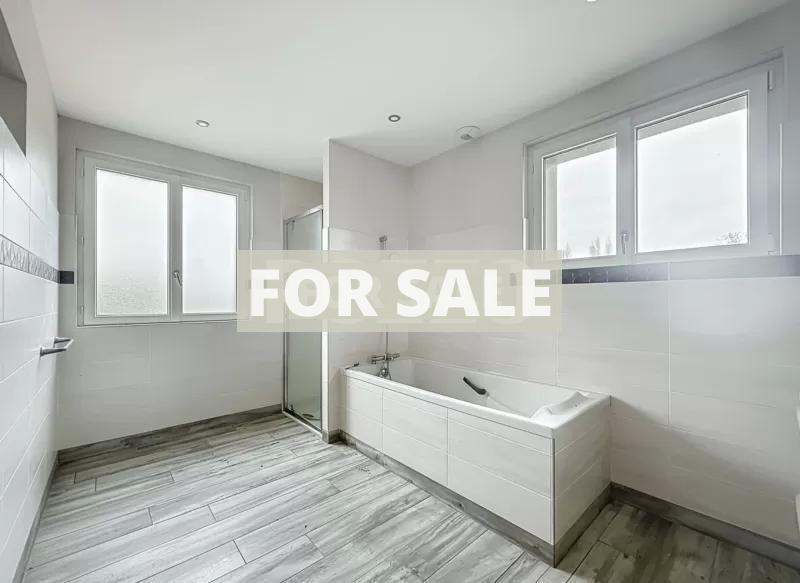 Detached Country House Close to the Coast