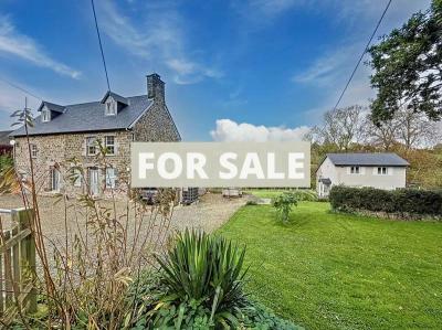 Detached Country House with Outbuilding