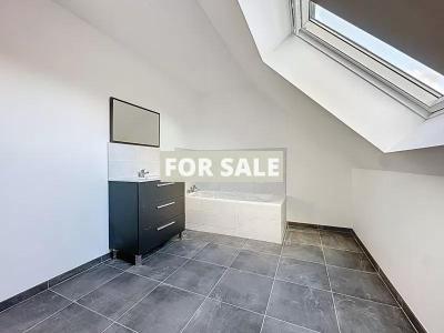 New Build Detached House with Garden