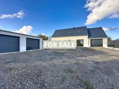 New Build Detached House with Garden